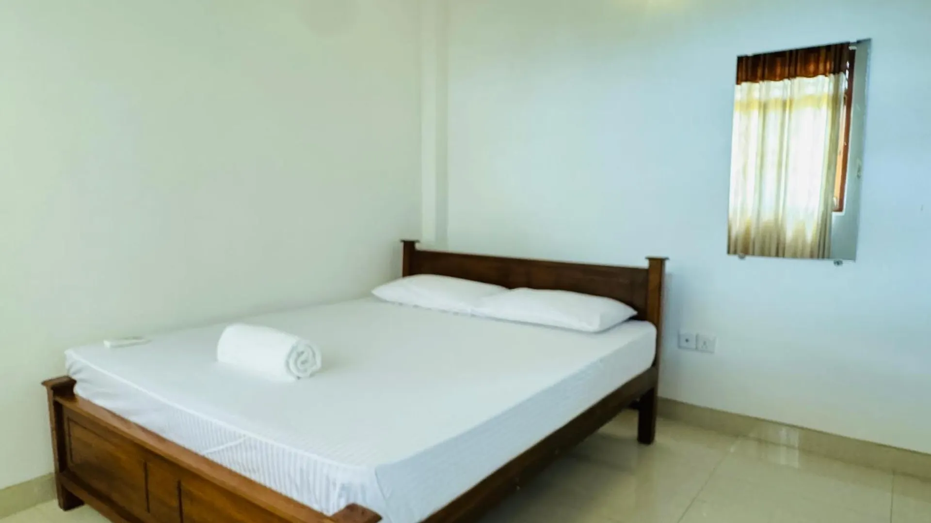 Alston'S Lodge Negombo Bed & Breakfast
